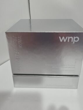 WNP Emergency Repair and Firming Oil-Suspension Serum - Silver